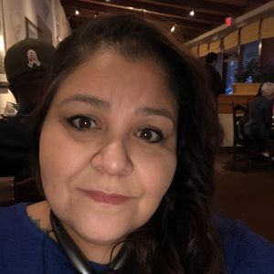 Meet your Posher, Monica